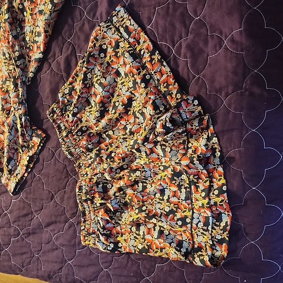 Matching satin lounge set - Picture 4 of 4